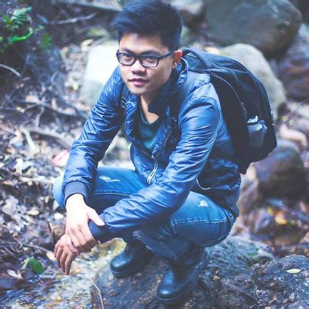 9x lẩn trốn vì ảnh nude Giờ học tới rồi bị chỉ trích gay gắt