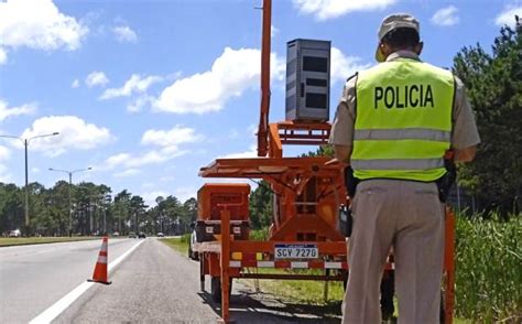 Policía Caminera presentó radares móviles desde el 1 de enero