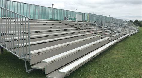 Temporary Portable Aluminum Bleacher Rentals & Towable Grandstands