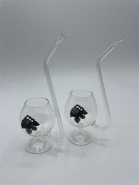 Duo De Pipes Cognac En Verre D Tails Grappe De Raisin Ressourcerie