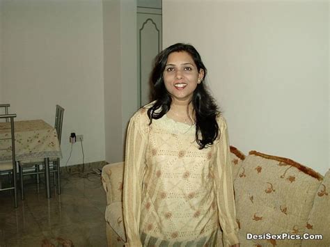 Indian Hot Wife Nude Blowjob And XXXX Photos