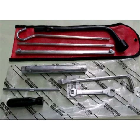 Jual Tool Kit Kunci Roda Gagang Ban Serep Avanza Xenia Rush Terios