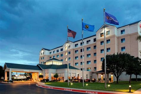 HILTON GARDEN INN OKLAHOMA CITY AIRPORT $84 ($̶9̶9̶) - Updated 2023 ...