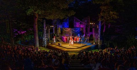 shakespeare   park returns  summer   romantic comedy