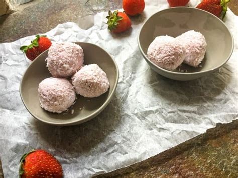 A Strawberry Bliss Balls Recipe That S Full Of Goodness Mumlyfe