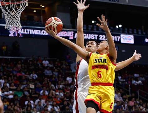 Star Meralco Clash For Top Spot The Manila Times