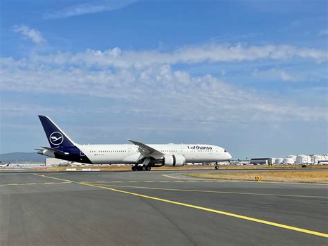 Lufthansa Recebe Seu Primeiro Boeing Dreamliner Passageiro De