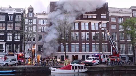 Grote Brand In Grachtenpand Aan De Singel In Amsterdam YouTube