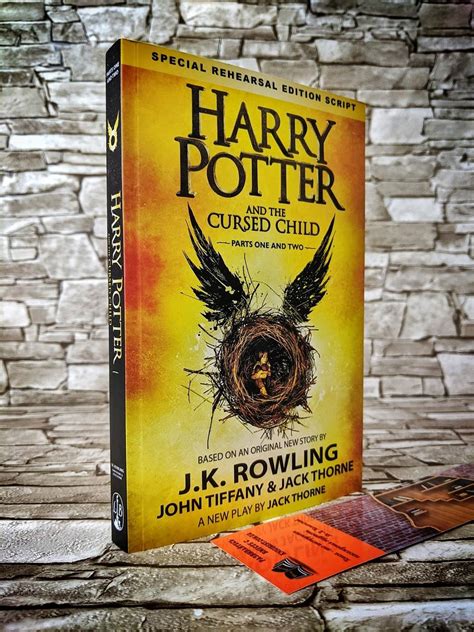 Книга Harry Potter and the cursed child, Гарри Поттер и Проклятое дитя ...
