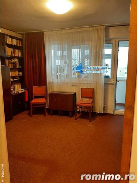 Vand Apartament 3 Cam Semidecomandat 64 0 Mp Etaj 10 Numar Niveluri