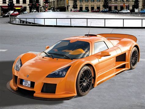 gumpert apollo    comeback   owners