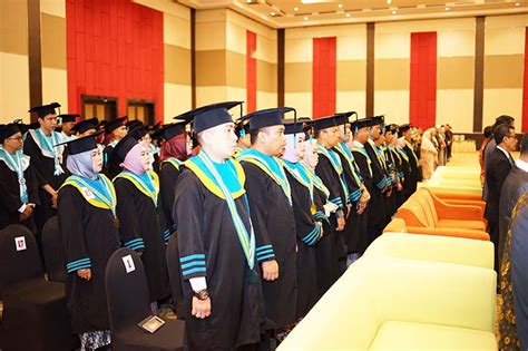 Wisuda Sarjana Dan Magister Manajemen T A 2022 2023 STIM LPI MAKASSAR