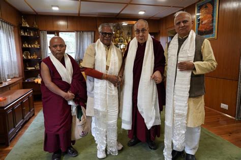 Official Guests of TPiE Accompanied by Deputy Speaker Receive a Private