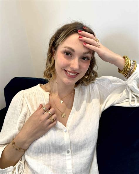 Sabine collier croix en nacre géométrique Les Bijoux de Cécile Catho