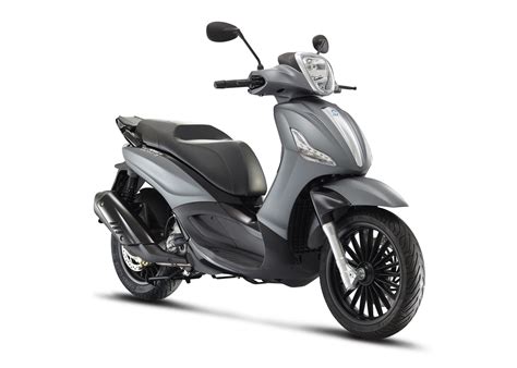 Motorrad Vergleich Piaggio Beverly 400 2021 Vs Piaggio Beverly 300 I E