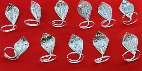 Silver Naag Devta For Temple At Best Price In Mumbai Id