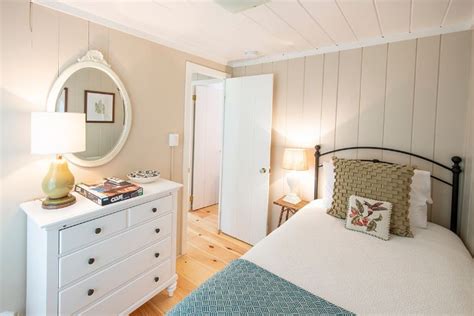 Welcome To The Sandpiper Cottage In Cabot Cove