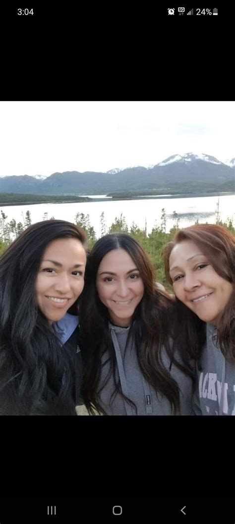 Aunt On The Right Her Daughters On The Left Scrolller