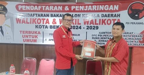 Adi Bunardi Tantang Tri Adhianto Di Bursa Penjaringan Bacalon Wali Kota