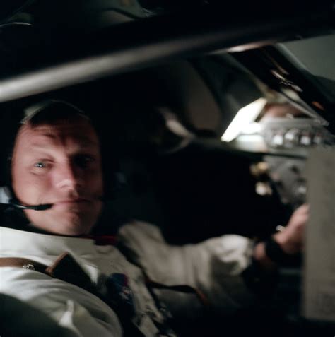 Rare Photos Reveal Fascinating Views Of The Apollo Moon Landing