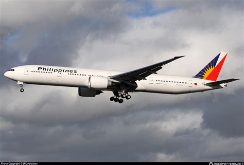 RP C7775 Philippine Airlines Boeing 777 3F6ER Photo By JRC Aviation