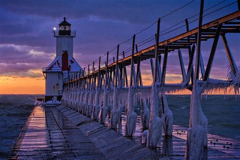 Michigan City Lighthouse - hdrcreme