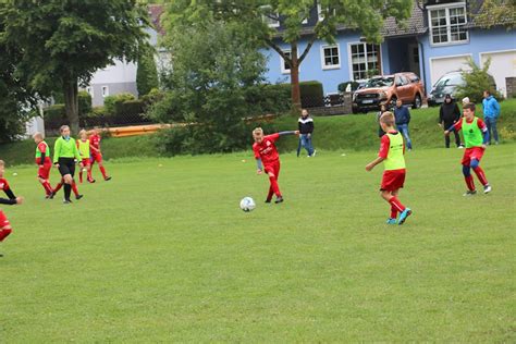 Jugendakademie Dreiländereck Durchwachsenes Wochenende für unsere Teams