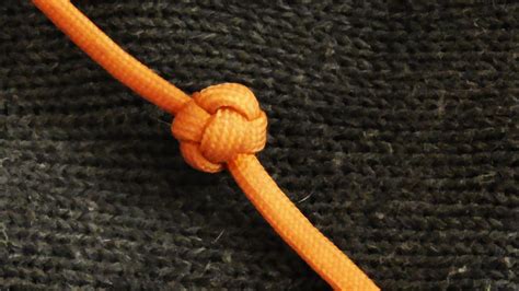 How To Tie A Paracord Turk S Head Stopper Knot Celtic Button Knot