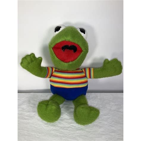 Hasbro Toys Vintage 983 Hasbro Softies Kermit The Frog Plush Muppet