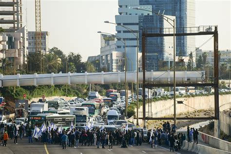 Clashes As Thousands Of Ethiopian Israelis Rally Against Police