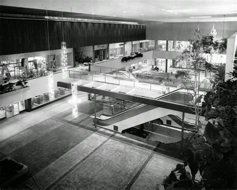 Malls Of America Vintage Photos Of Lost Shopping Malls Of The 50s