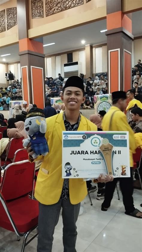 Alhamdulillah Universitas Darul Ulum Raih Juara Harapan 2 Dalam