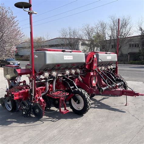 8 Row Soybean Corn Precision Beet Planter Automatic Planter Automatic