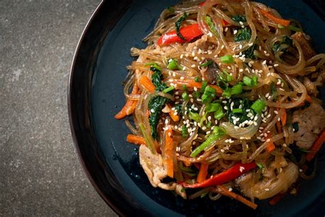 Premium Photo Japchae Or Stir Fried Korean Vermicelli Noodles With