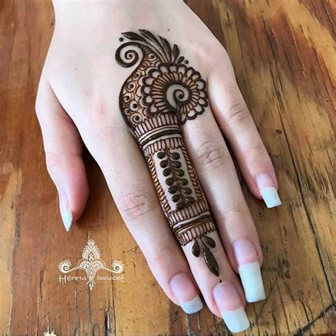 Easy And Simple Mehndi Designs For Beginners Step By Step