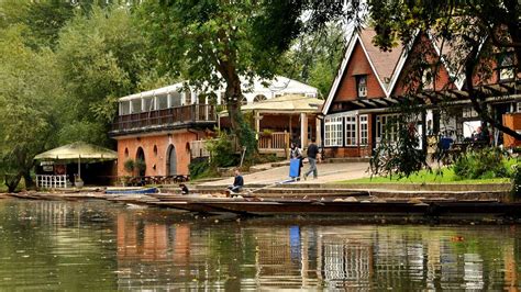 Cherwell Boathouse Experience Oxfordshire