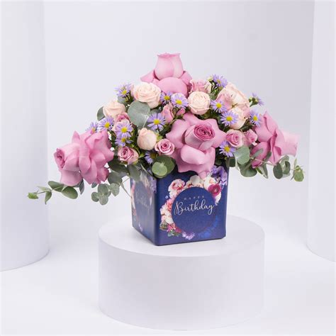 Online Birthday Rose Arrangement Gift Delivery in UAE - FNP