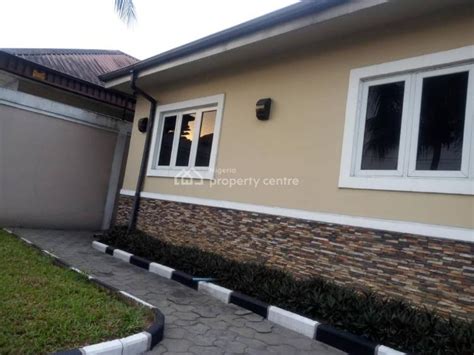 For Sale Luxurious And Tastefully Finished Bedroom Detached Bungalow