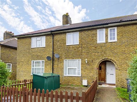 2 Bed Terraced House To Rent In Capstone Road Downham Bromley Br1