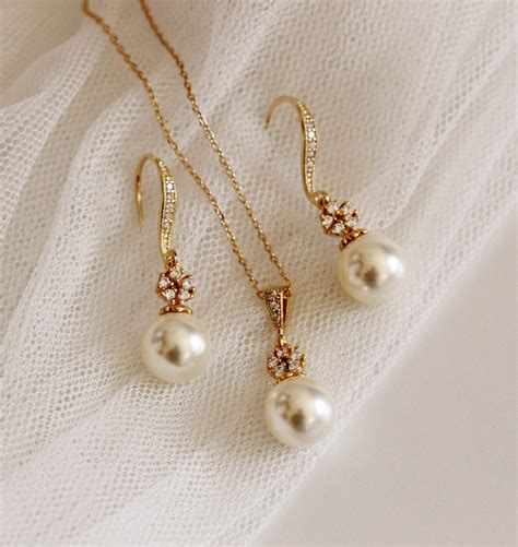 Bridal Earrings, Gold Wedding Earrings, Vintage Style Drop Pearl ...