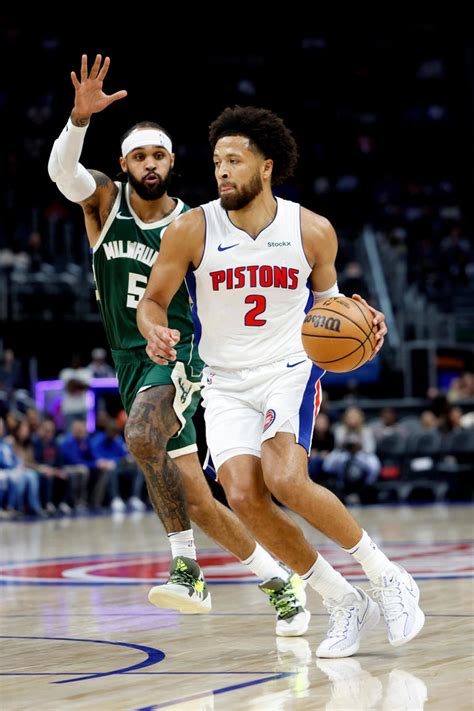 gary trent jr exits  injury  bucks lose  pistons  preseason
