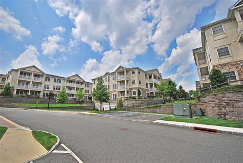 Four Seasons Condos Cedar Grove Nj