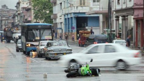 Un Accidente Masivo En Matanzas Deja Cinco Muertos Y 20 Heridos