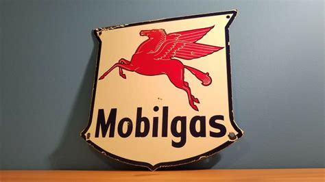 Vintage Porcelain Mobil Gasoline Service Station Pegasus Gas Motor Oil Pump Sign Antique