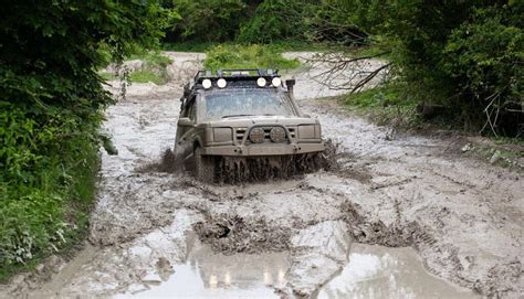 Auto Impantanata Nel Fango I Rimedi Per Liberarla