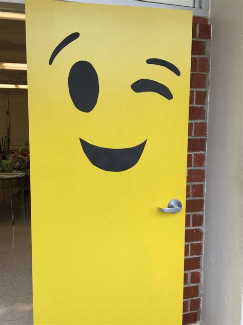 Emoji Door Emoji Classroom Theme Emoji Classroom Emoji Room