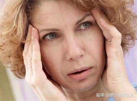 女人什么年龄会进入更年期？出现4种症状，或是雌激素分泌不足了 知乎