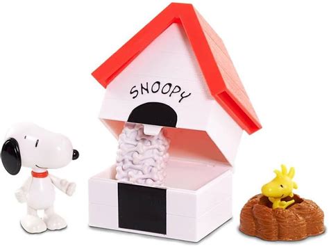 Peanuts Snoopys Dog House With Woodstock Uk Toys And Games