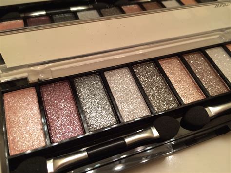 Hard Candy Eye Shadows for Fall - Classy Mommy