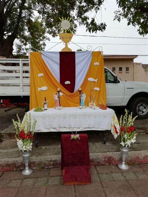 Jueves De Corpus 2019 Decoraciones Del Altar De La Iglesia